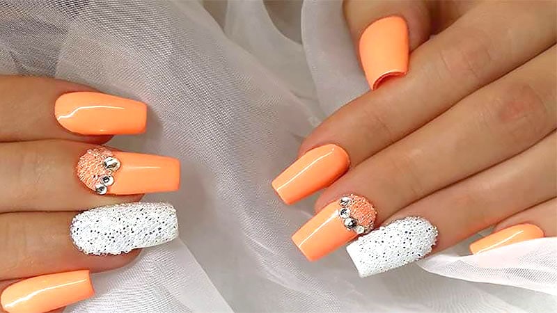 9. ناخن های نارنجی برای عروس