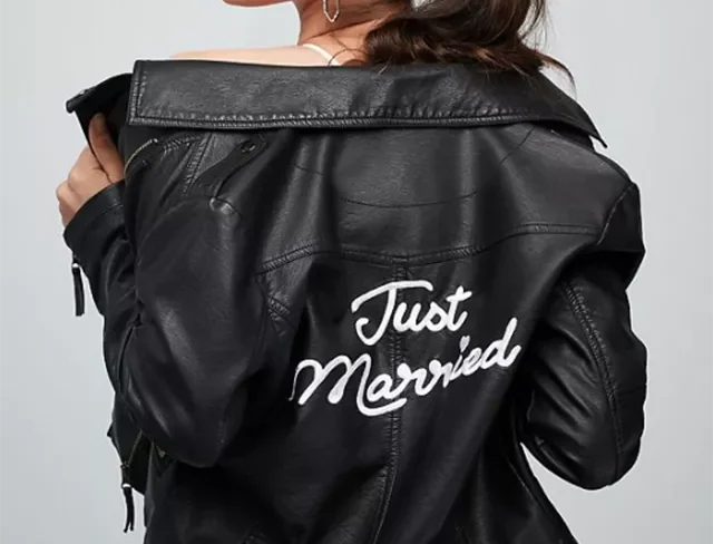 17 علامت “Just Married” برای جشن عروسی