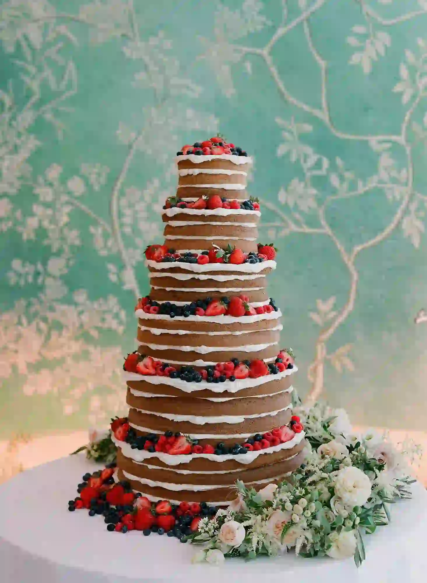 3. کیک عروسی Makeda Saggau-Sackey و  Thomas Rabioux