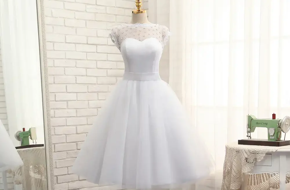 10 مدل لباس عروس کوتاه و بسیار زیبا